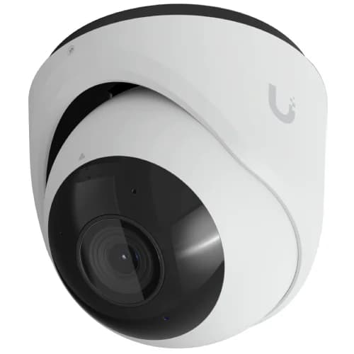 AI powered CCTV camera covering Store Store 24 self storage facility in Torquay